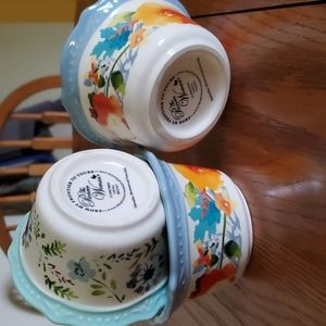 3x Blue Floral Small Pioneer Woman bowls.